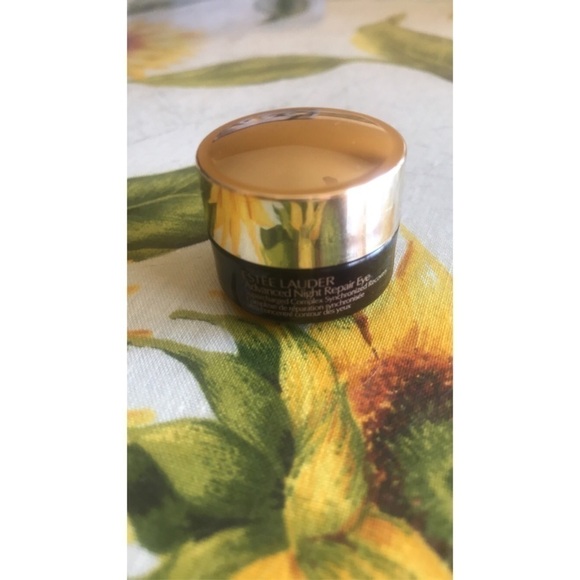 ADVANCED Night Repair Eye - Picture 4 of 4